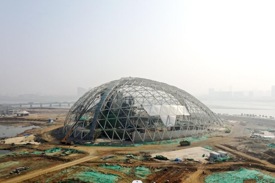 连云港军事游乐基地傲来迷彩世界开业；青岛东方伊甸园项目新进展