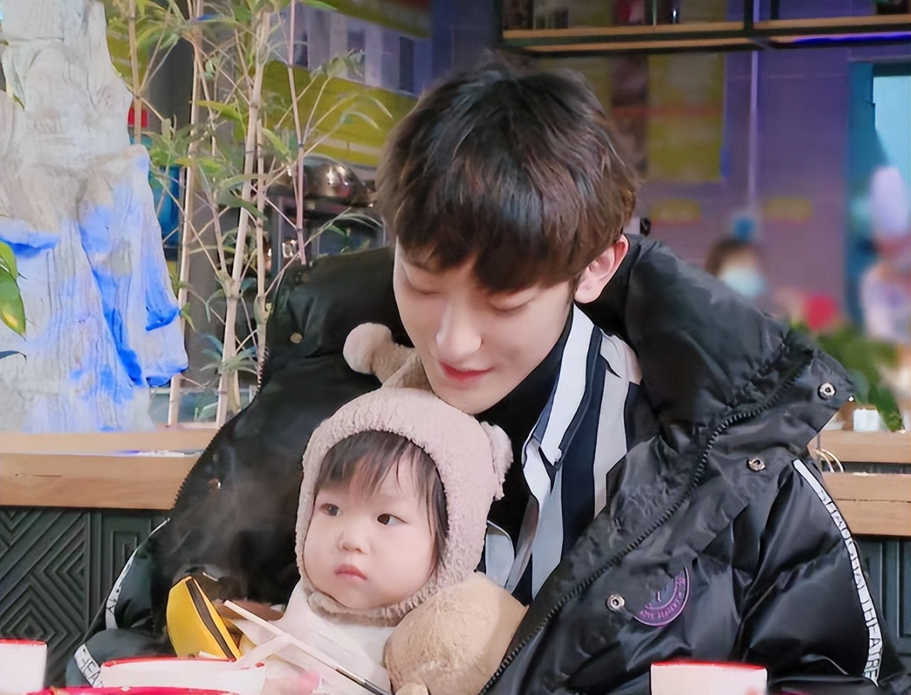 何洛洛鞠婧祎张翰,何洛洛张翰蒋依依