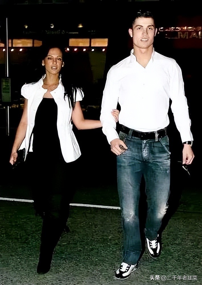 梅西和c罗绝代双骄的时代,梅西和c罗的年轻时