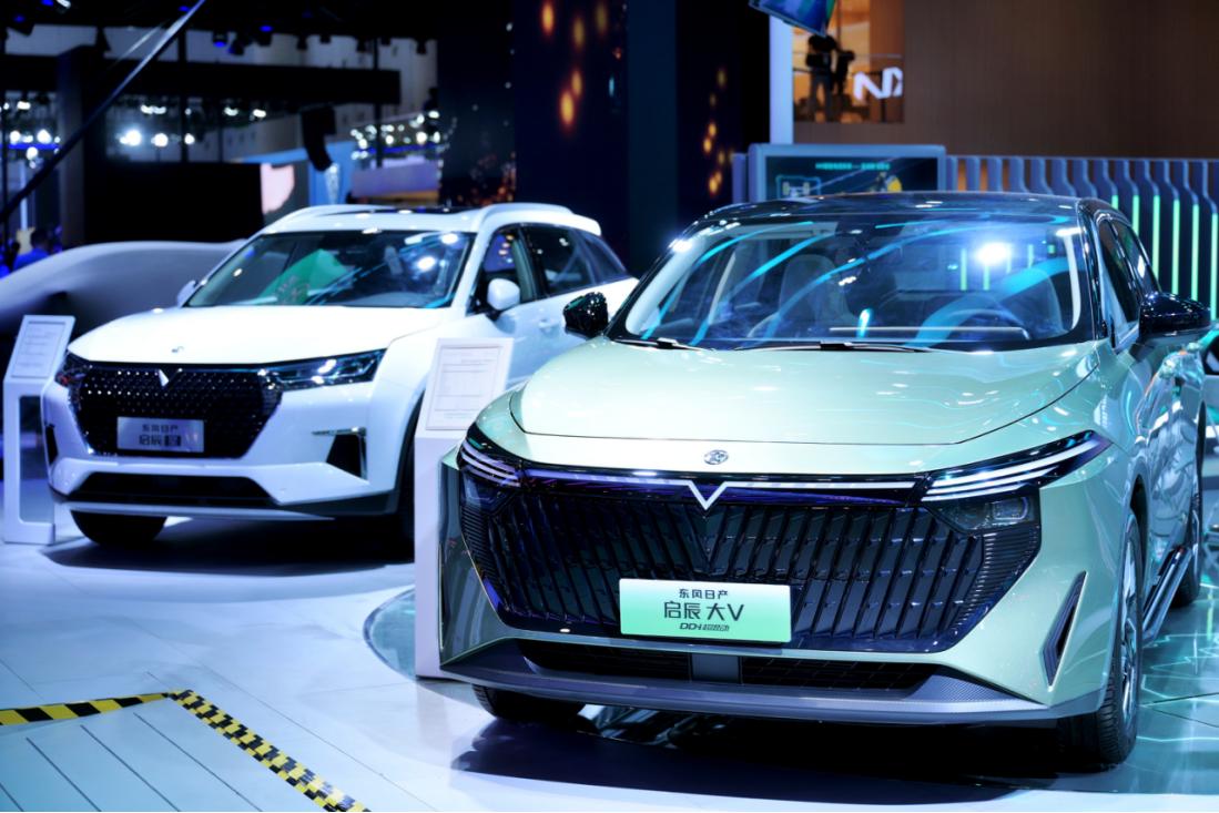 东风日产启辰大v混动上海车展,日产启辰大v油电混合最新消息