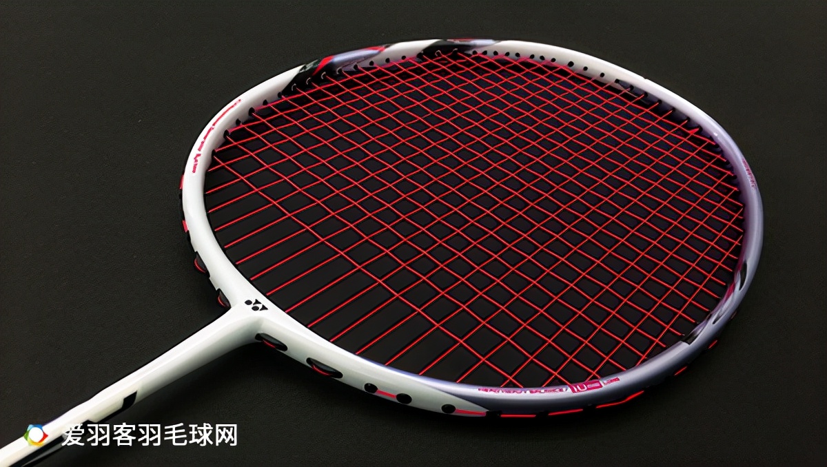 李宁高颜值的羽毛球拍推荐,羽毛球拍推荐100元高颜值
