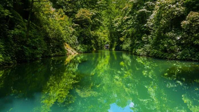 成都到青岛自驾游住宿攻略,成都旅游住宿攻略及费用