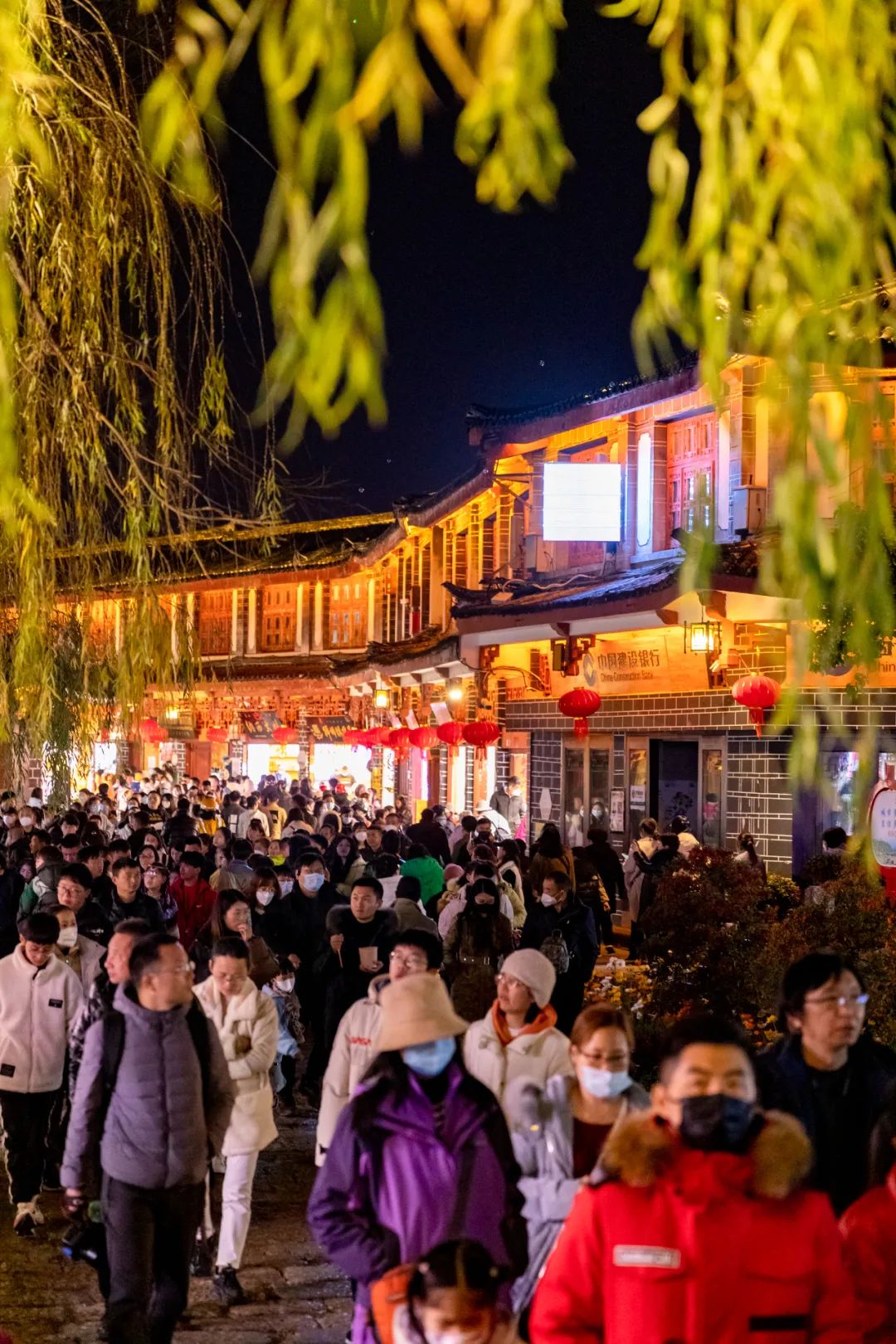 过年云南和四川对比,新年的云南和四川