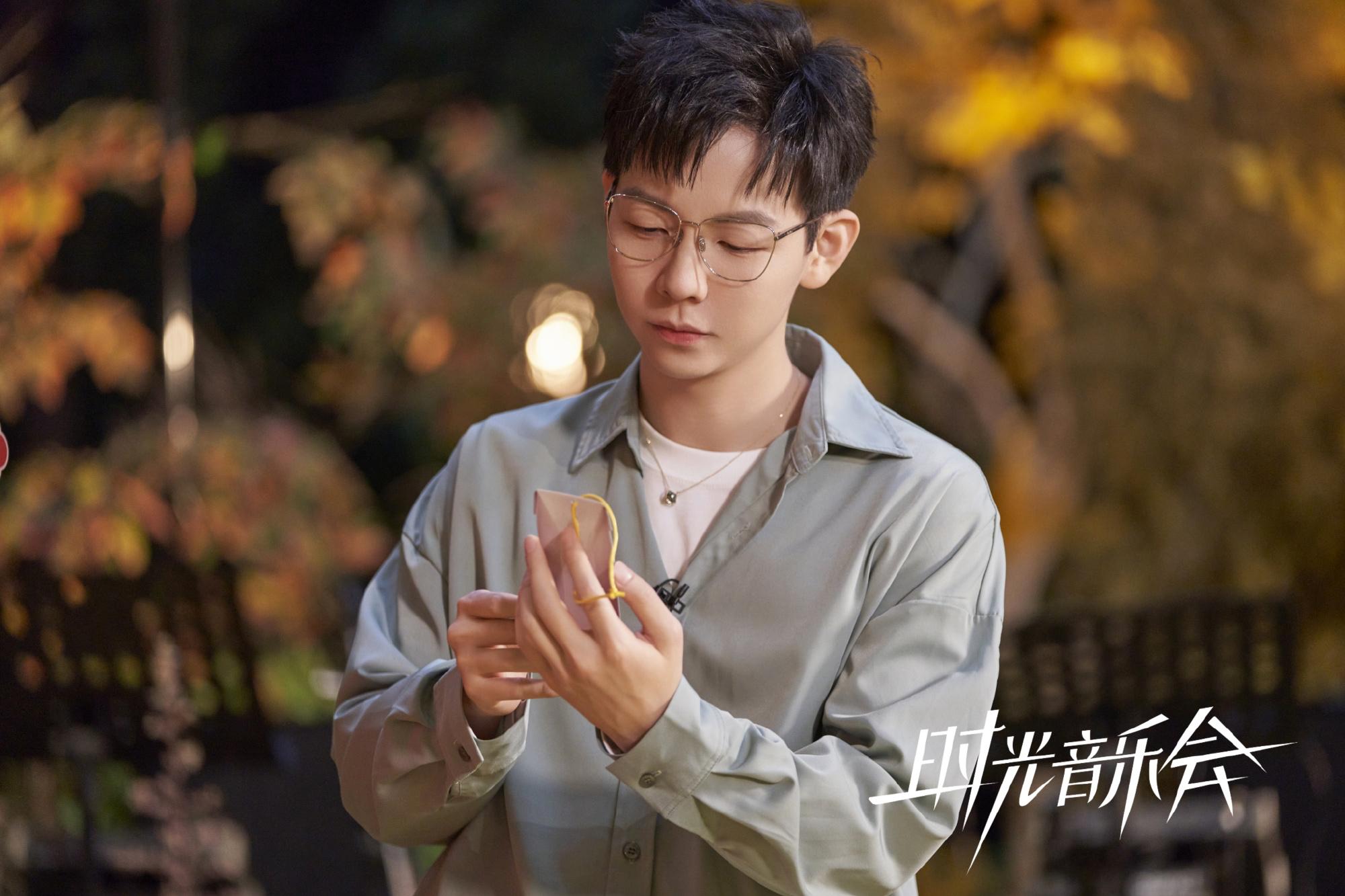 人民日报与《时光音乐会》联袂推出春天音乐会，歌声传递美好祝福