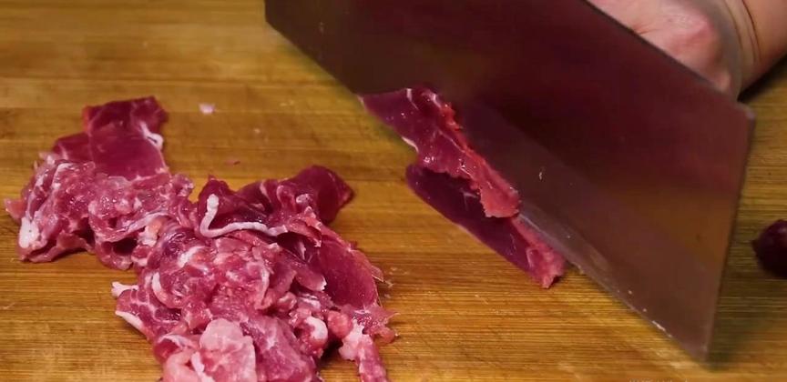 疫情下储存什么食物比较好,疫情特殊时期应备常用药