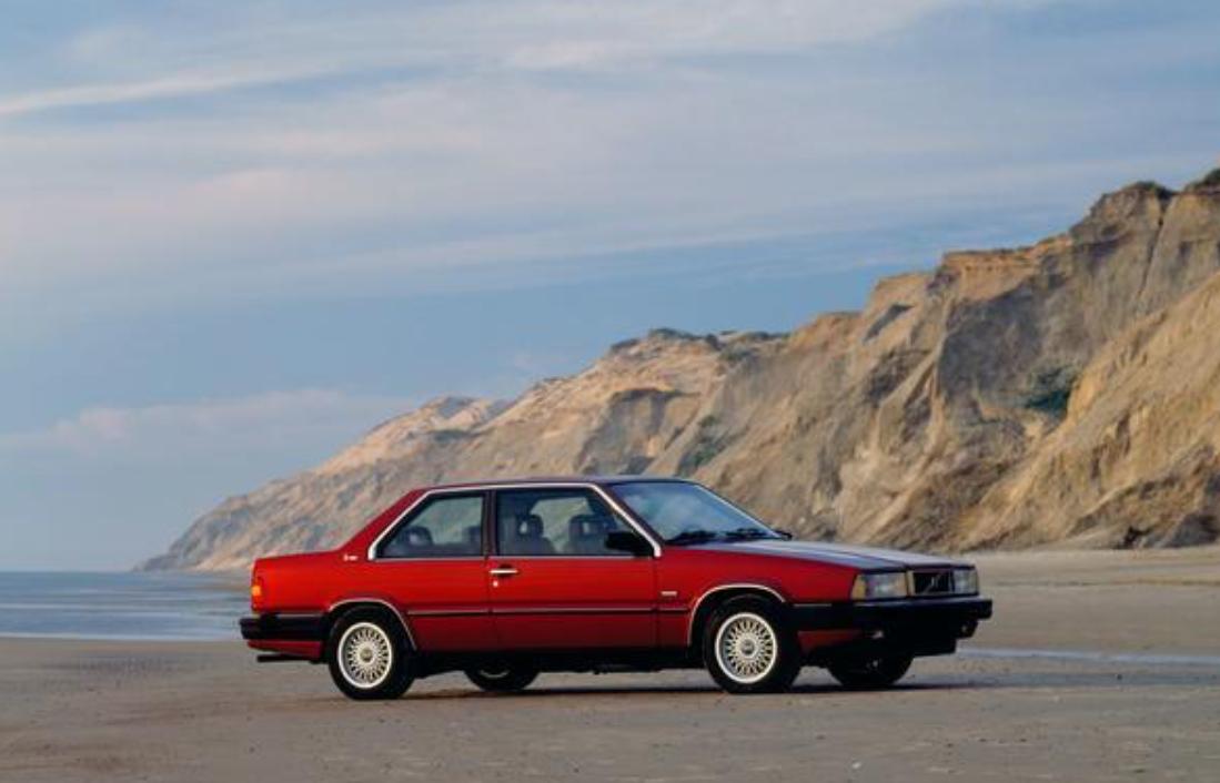 汽车寿命一般开几年,一辆汽车的寿命多少时间报废