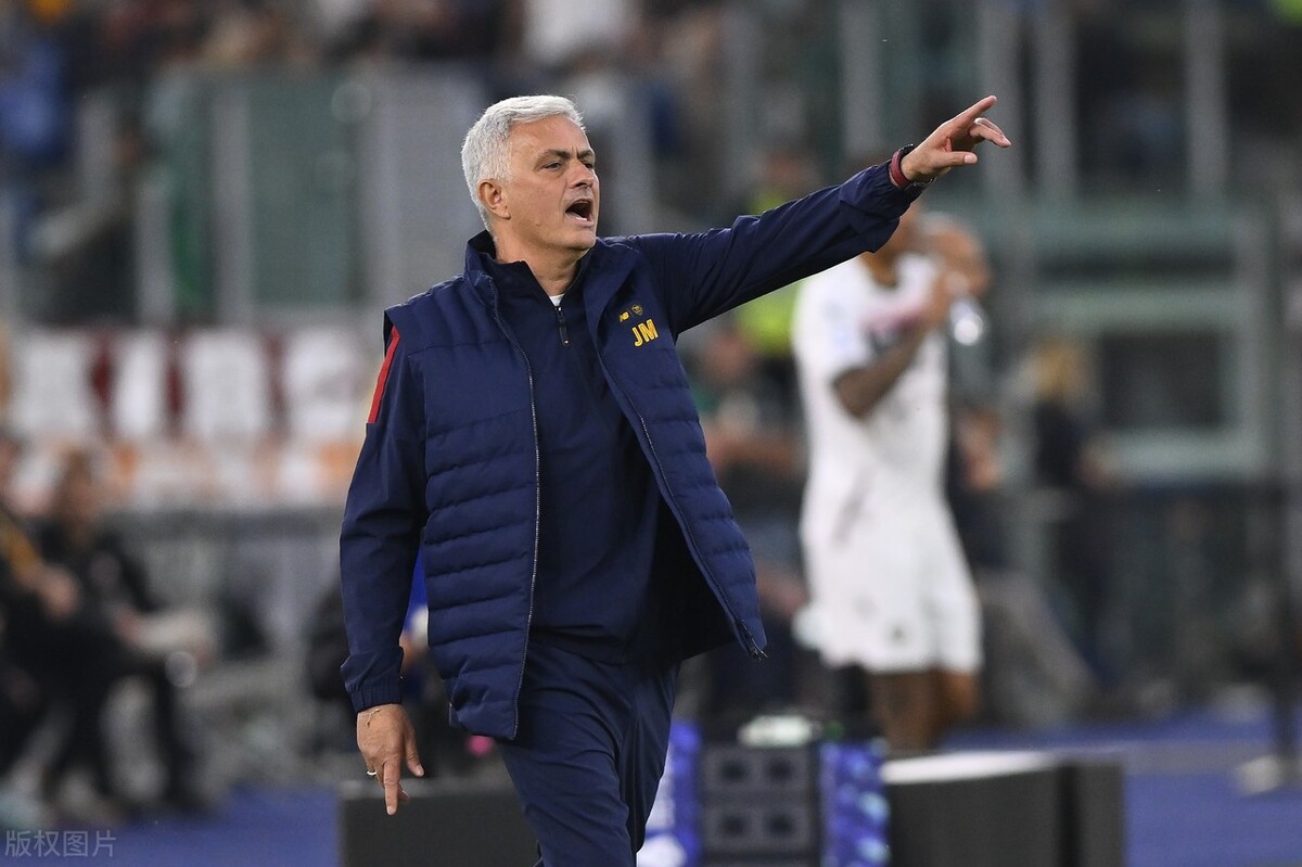 足球职业经理人,足球教练角度看球员