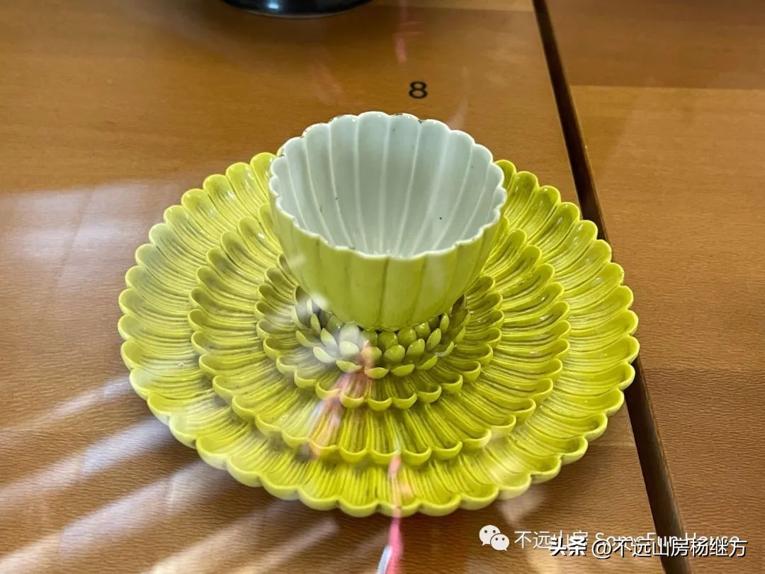 雍正乳白釉瓷器 (雍正年代青釉瓷器)