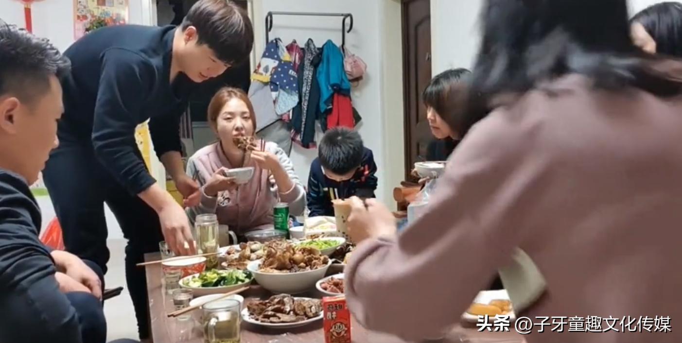 金爱麟网红,金爱麟知乎