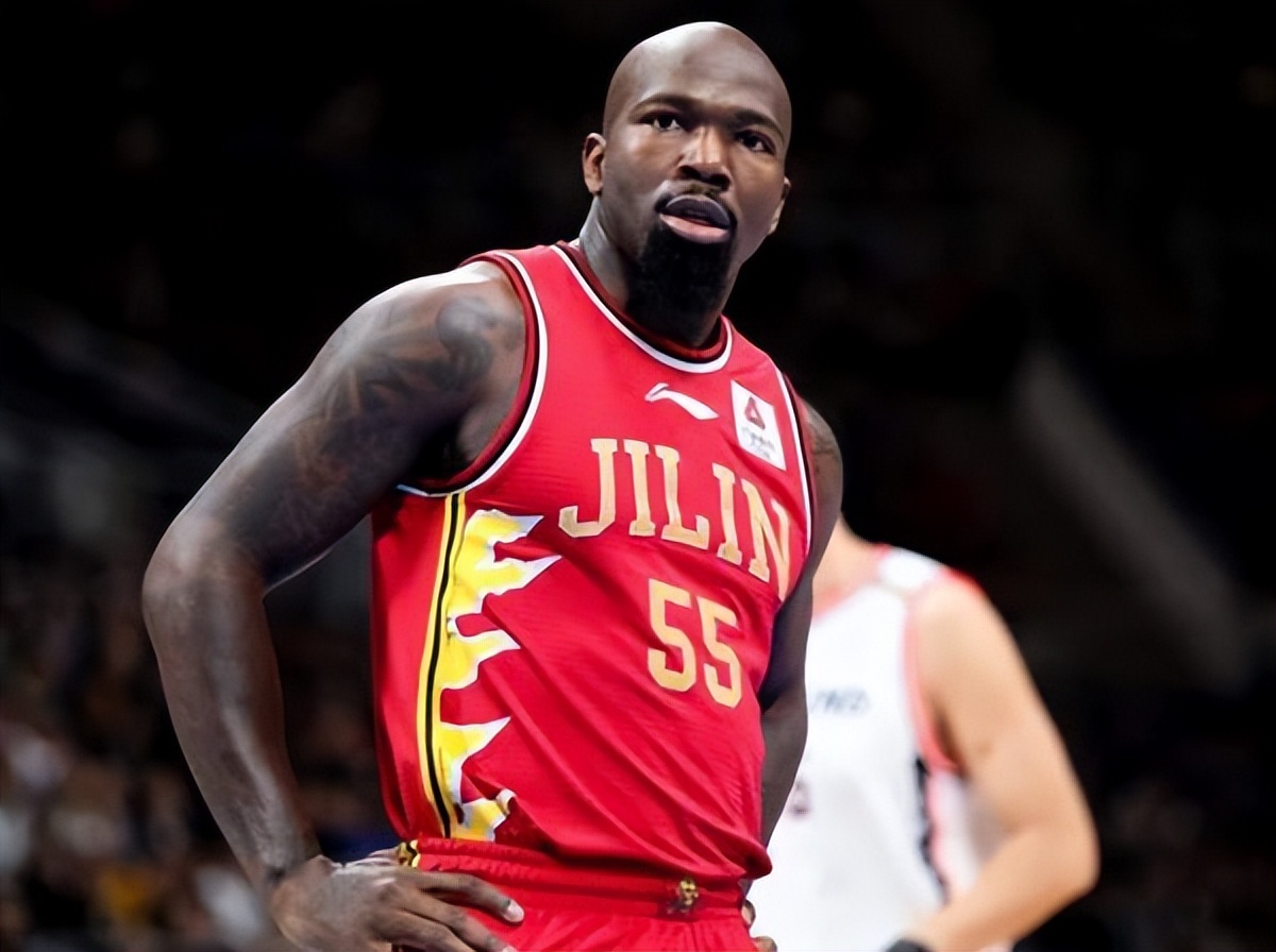 篮球能归化几个人同时出场,中国篮球归化球员一览表2024