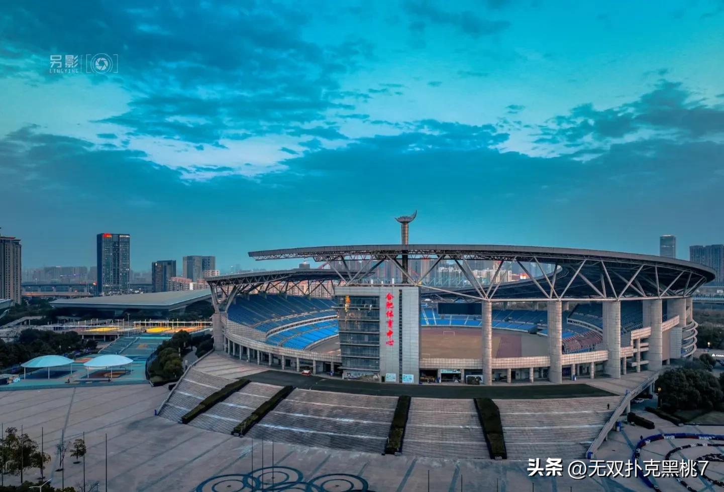 全国最大体育场准备在哪建,阿塔图克奥林匹克体育场容量