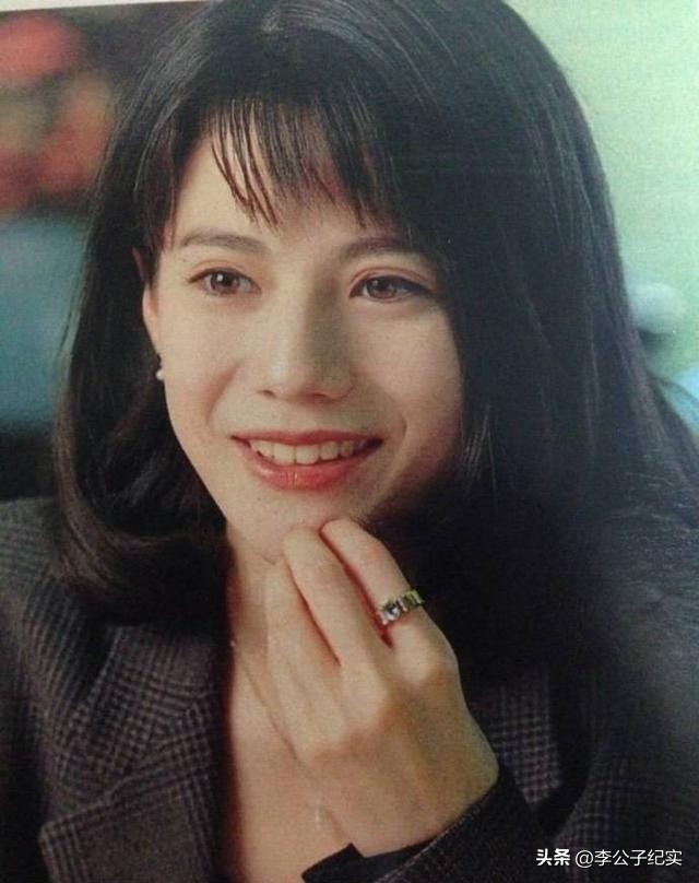 宝井秀人美的雌雄难辨,日本长发美男宝井秀人