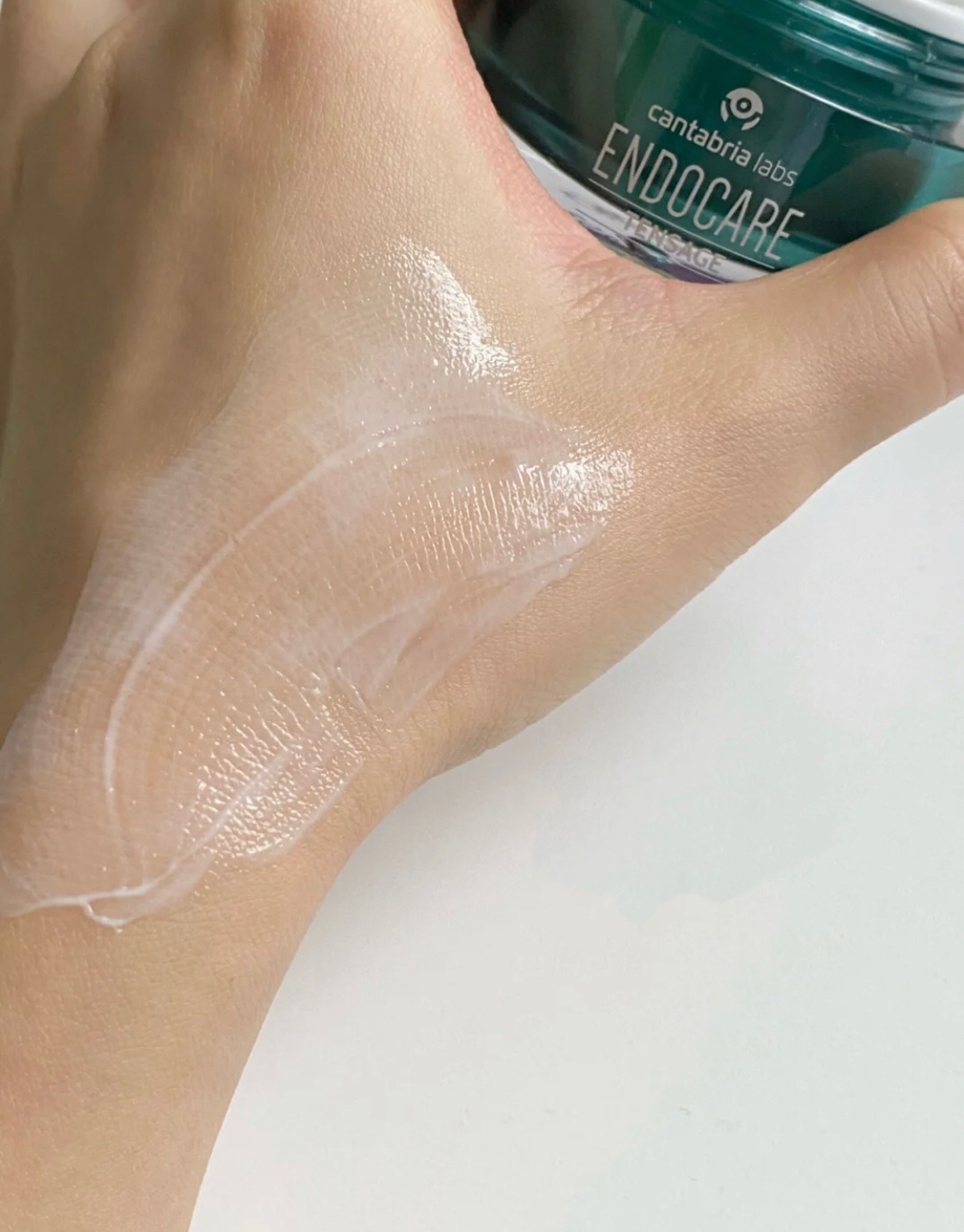 女人40岁用什么面霜,40岁最好用什么面霜