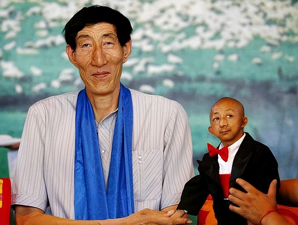 巨人鲍喜顺老婆身高,巨人鲍喜顺的妻子儿子现在有多高