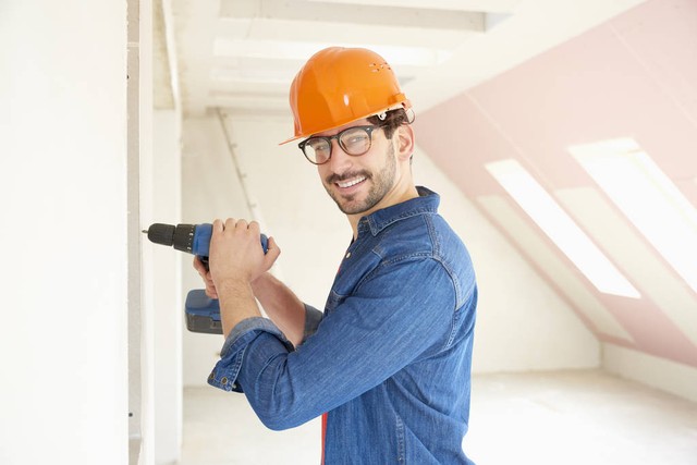 他月入3000，养活一家人，却不辞职