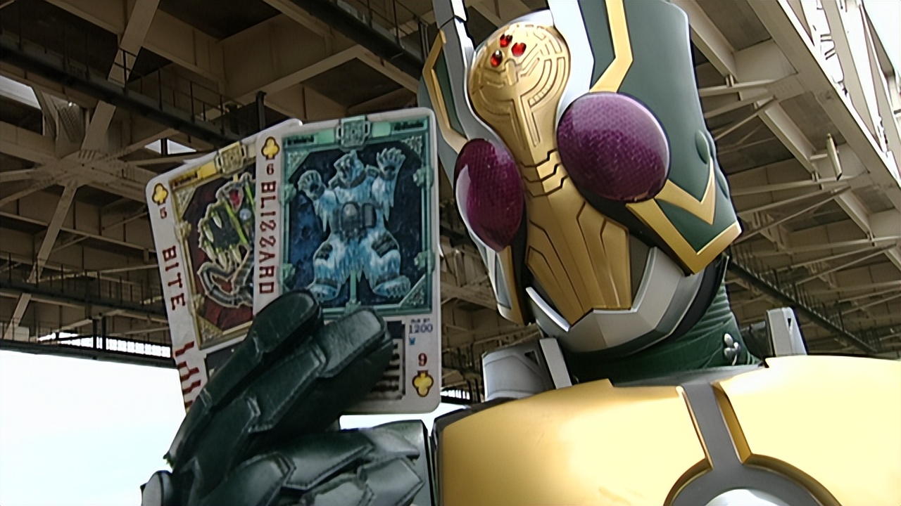 假面骑士不死鸟长剑,假面骑士剑52只不死兽实力排名