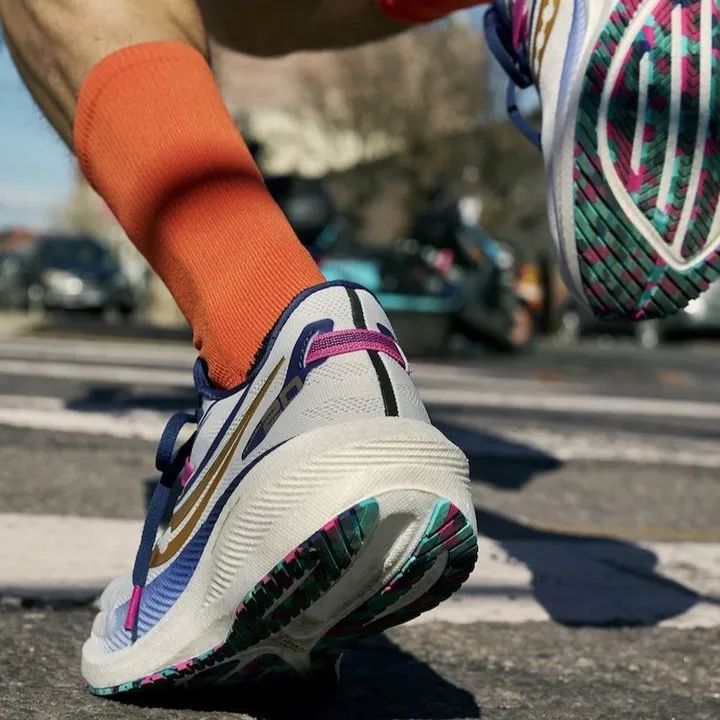 2022年国内跑鞋排行榜,学生跑鞋推荐2022年