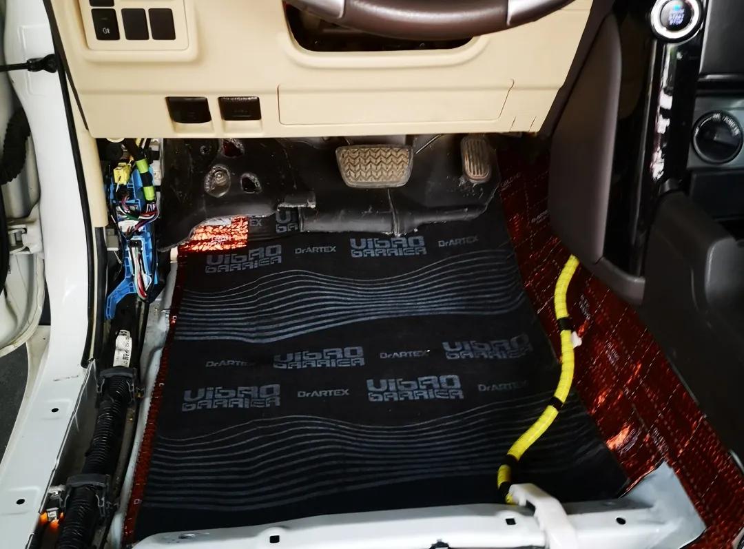 俄罗斯阿德萨隔音测评,帕萨特隔音测试