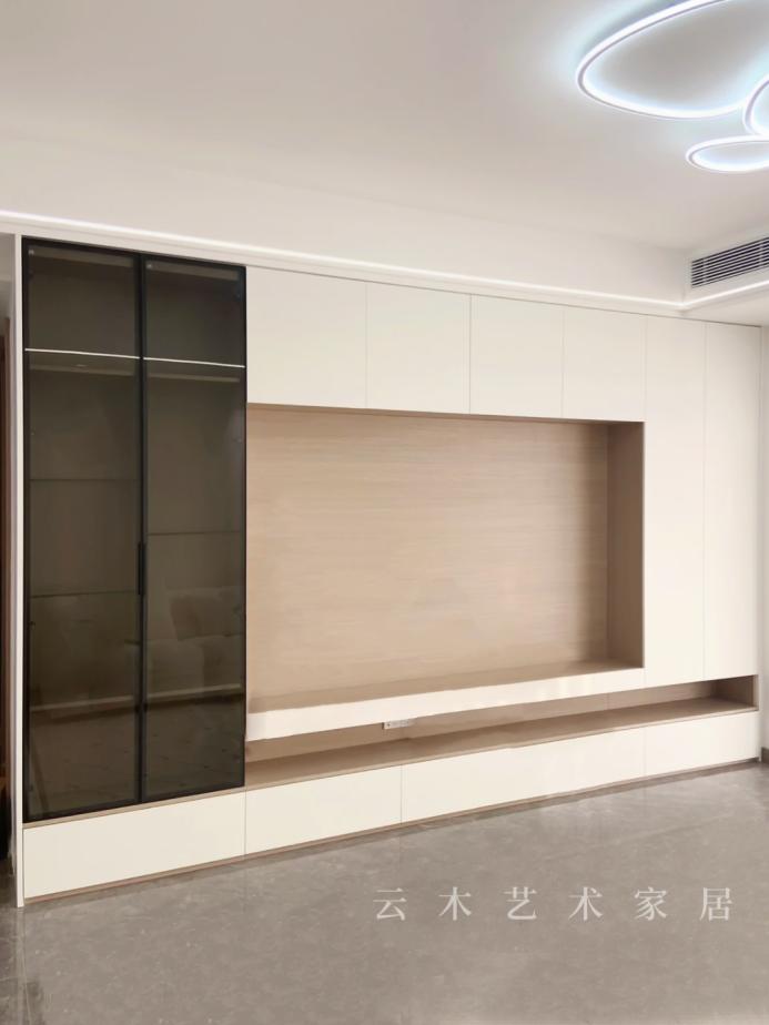 现代简约电视柜怎么选实用,电视机挂墙上时电视柜如何选