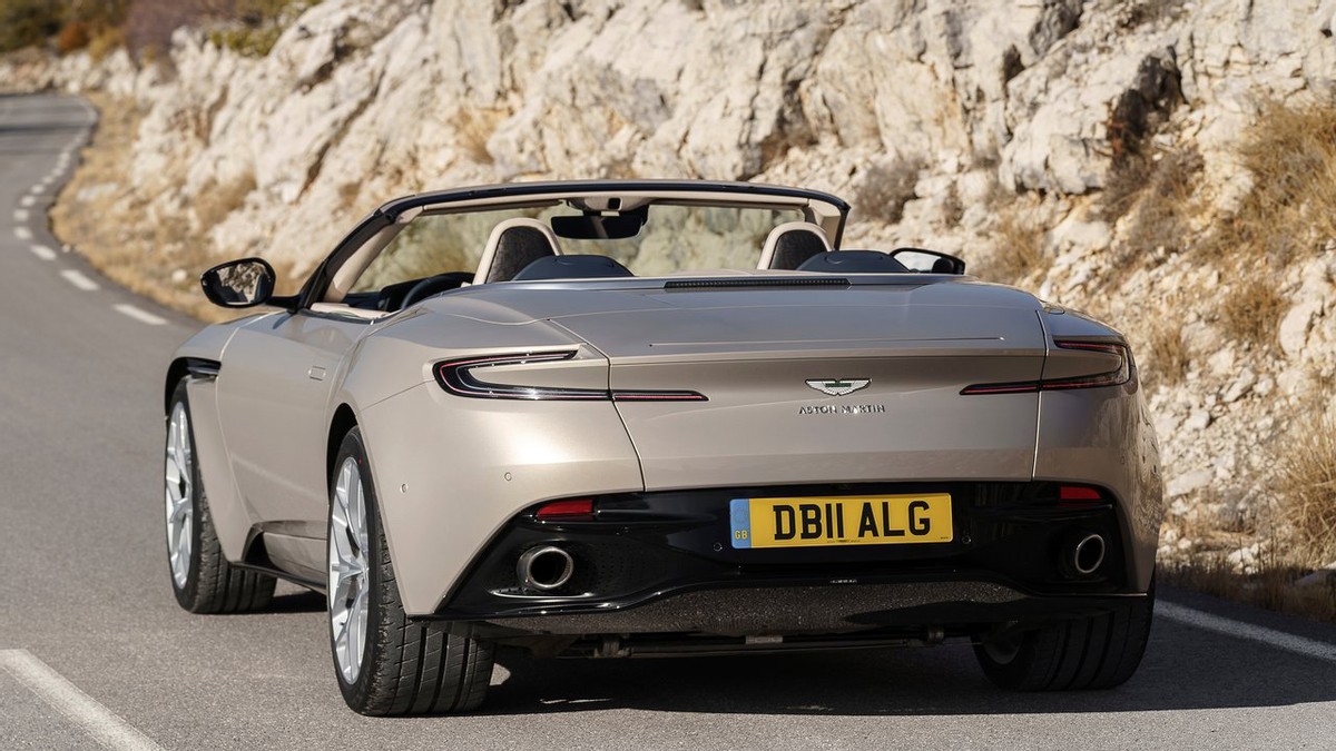 奔驰敞篷跑车所有车型,比亚迪跑车敞篷多少钱