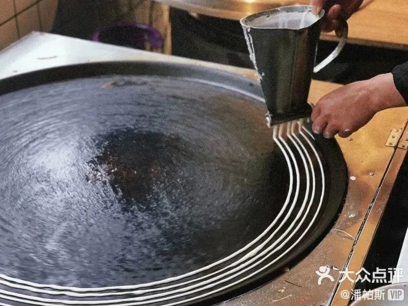 嗦粉成都美食,成都美食嗦粉