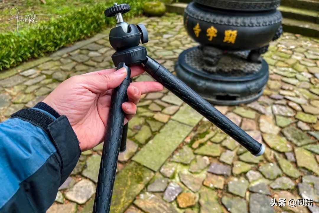 旅游带三脚架方便吗,旅行带什么三脚架方便