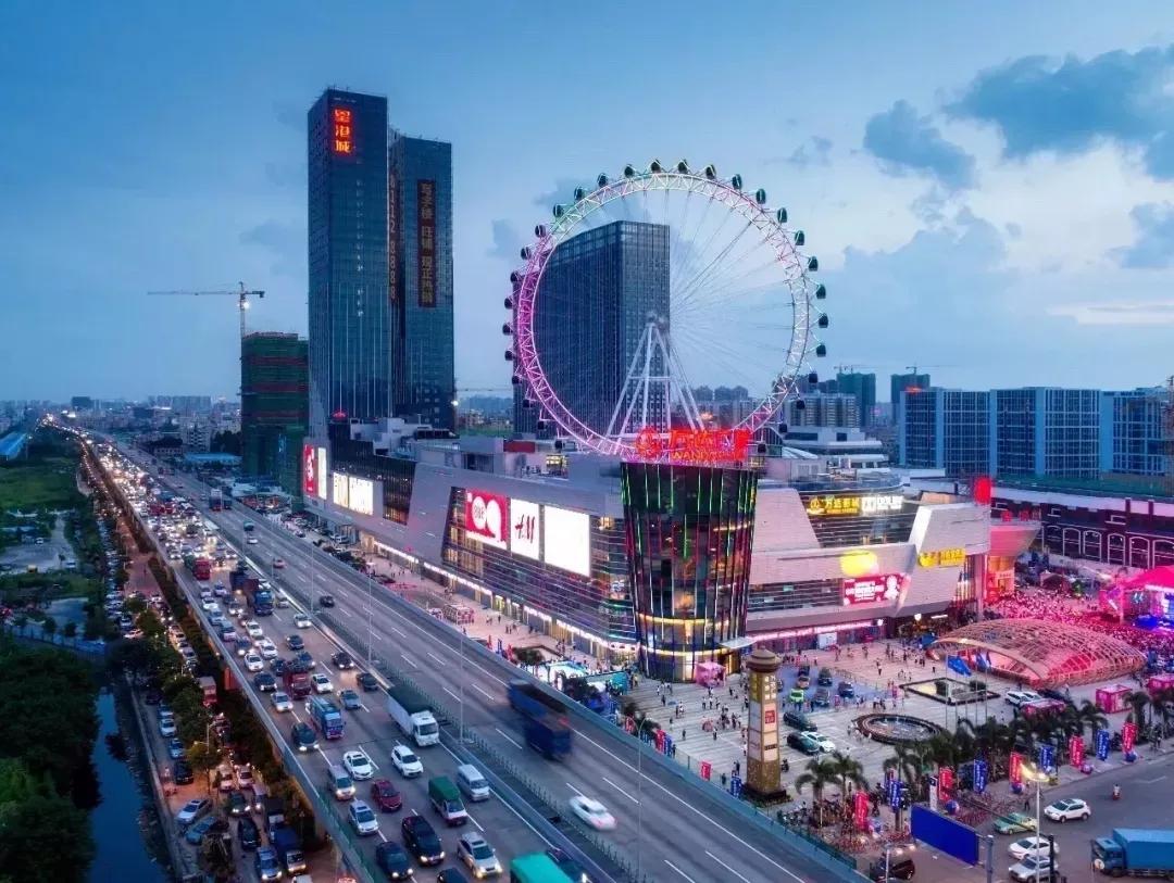 广佛金沙洲,又爱又恨,一边睡城一边堵城