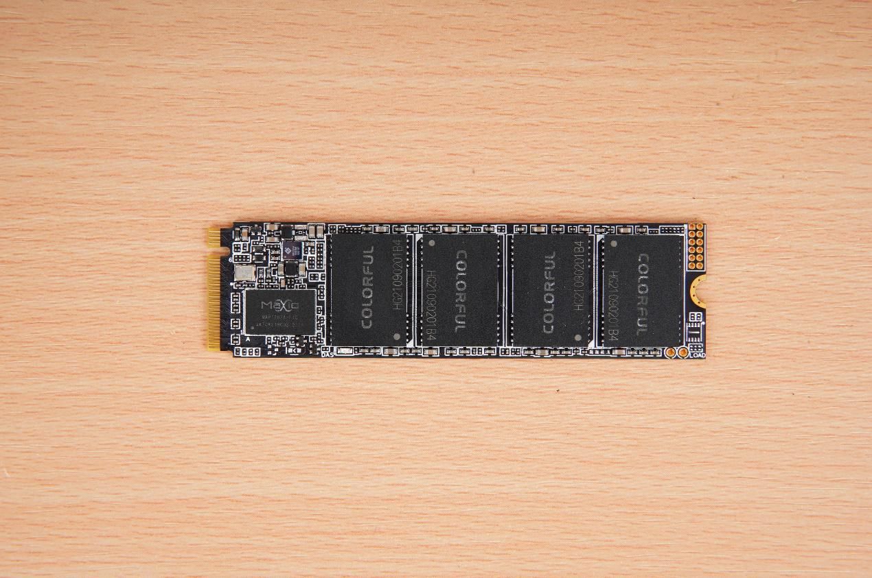 乔思伯v11主机配置推荐,乔思伯v11和v8机箱