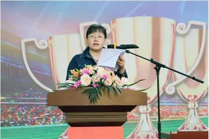 烟台校长李丽云,原牟平1中校长李丽云