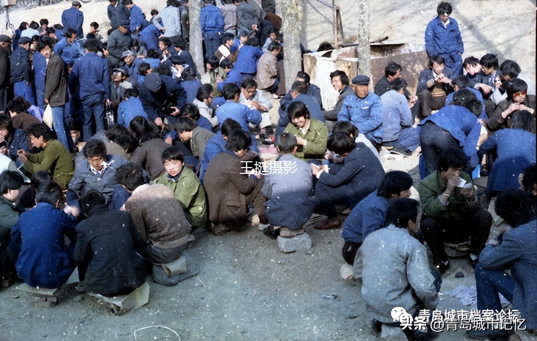 触景生情，想起了当年大庙山上的物资交流会