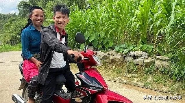 中国小伙在越南娶了个韩国姑娘,越南中国大叔娶年轻越南姑娘