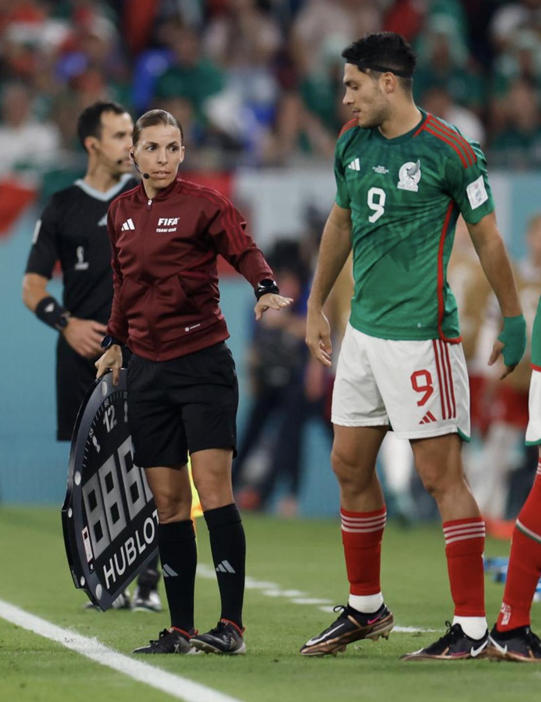 女性裁判十大美女,2022世界杯最美女裁判