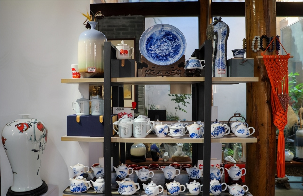 安徽人游安徽|倒扒狮街里的宝藏——庆*堂春**陶瓷艺术馆