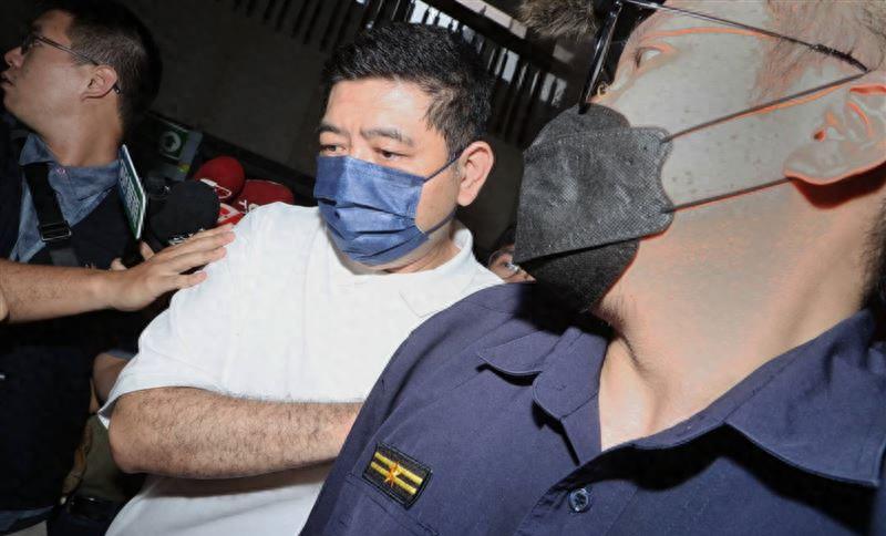 性侵案前因后果,披露性侵案细节