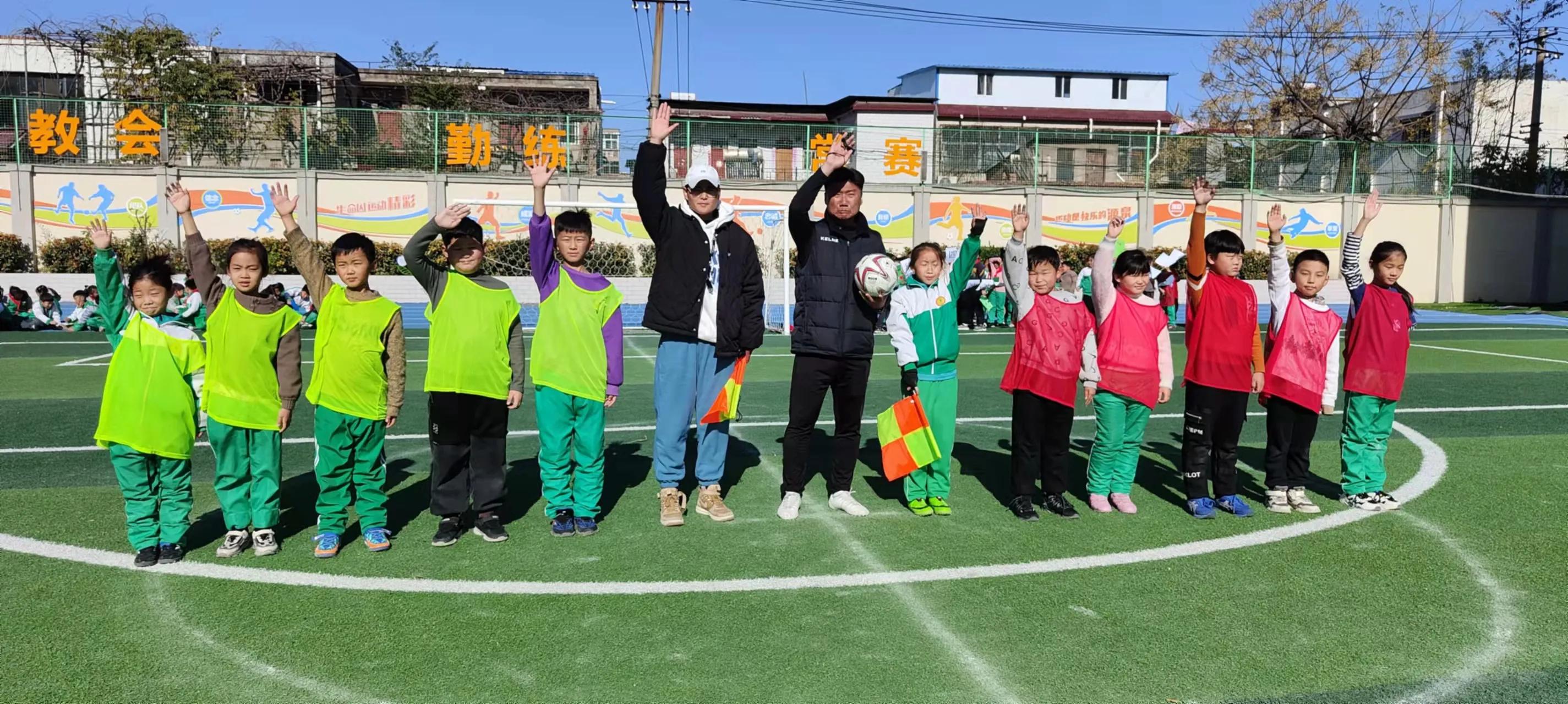 全省青少年校园足球节起航绿茵梦,第八届中小学生校园足球联赛开幕