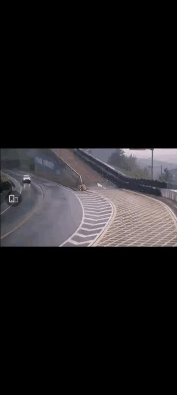 生物老师是女的,生物老师是个女的