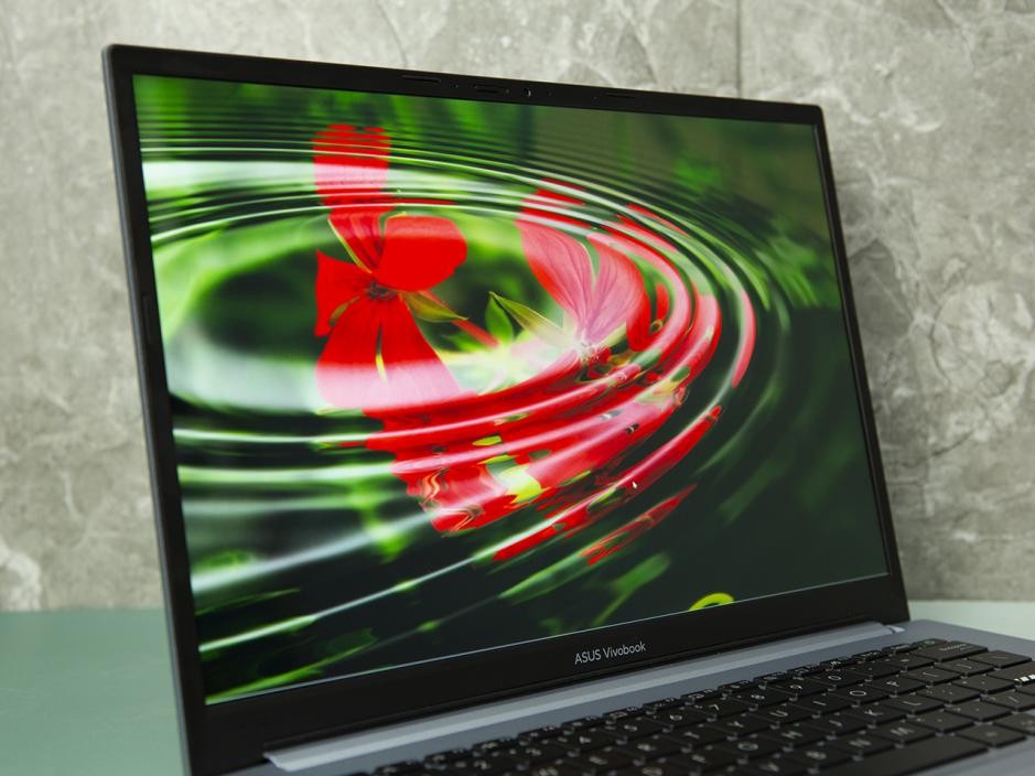 oled笔记本电脑推荐性价比高,oled笔记本值不值得买