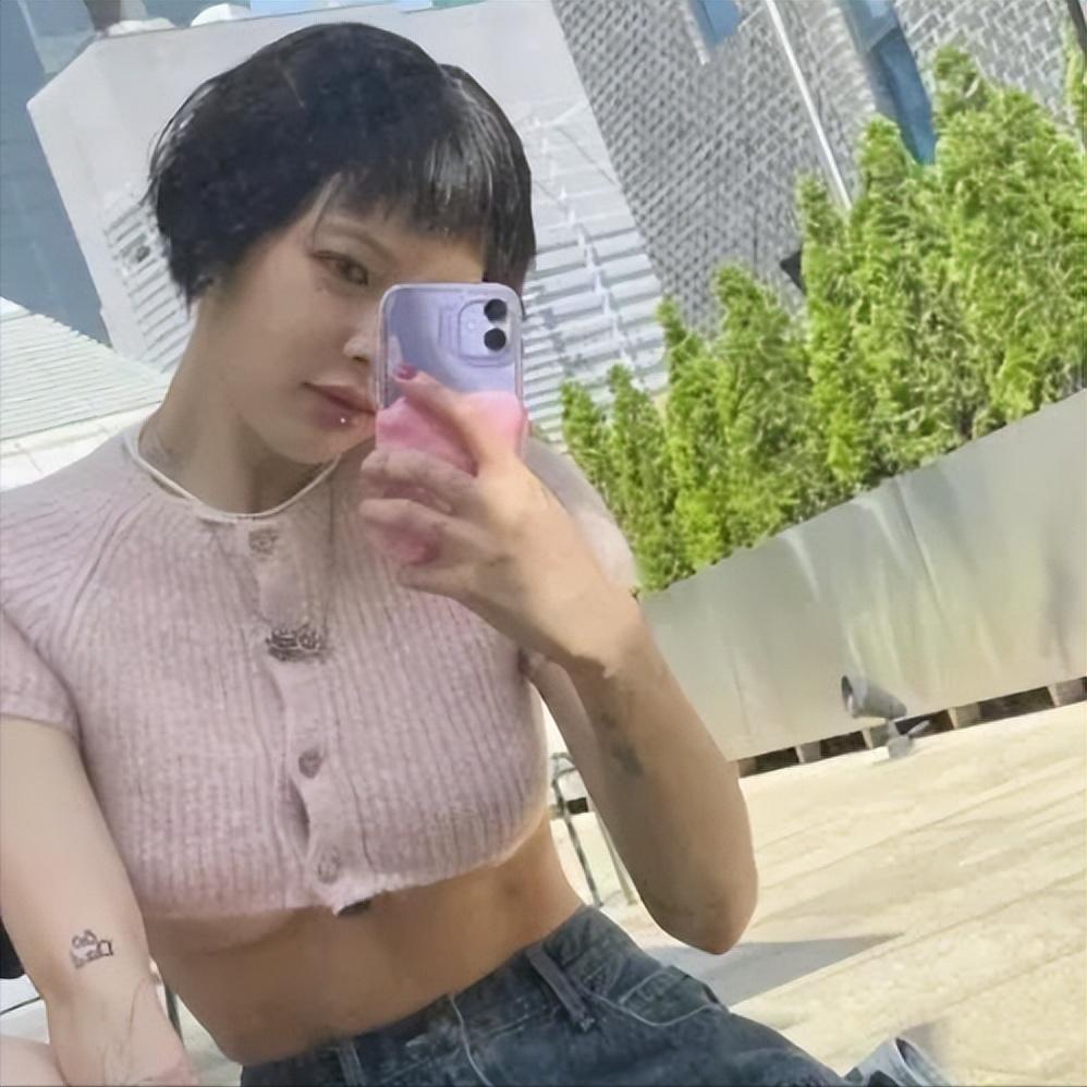 韩国女明星所有颜色露脐装,韩国女明星的露脐装