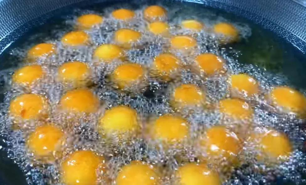 炸红薯丸子怎么炸又酥又脆,炸红薯丸子怎么炸得又酥又脆