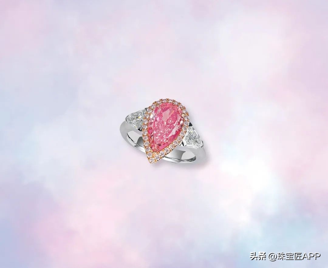 2000万翡翠、200万祖母绿，直击2022西泠印社春拍，秒懂珠宝行情