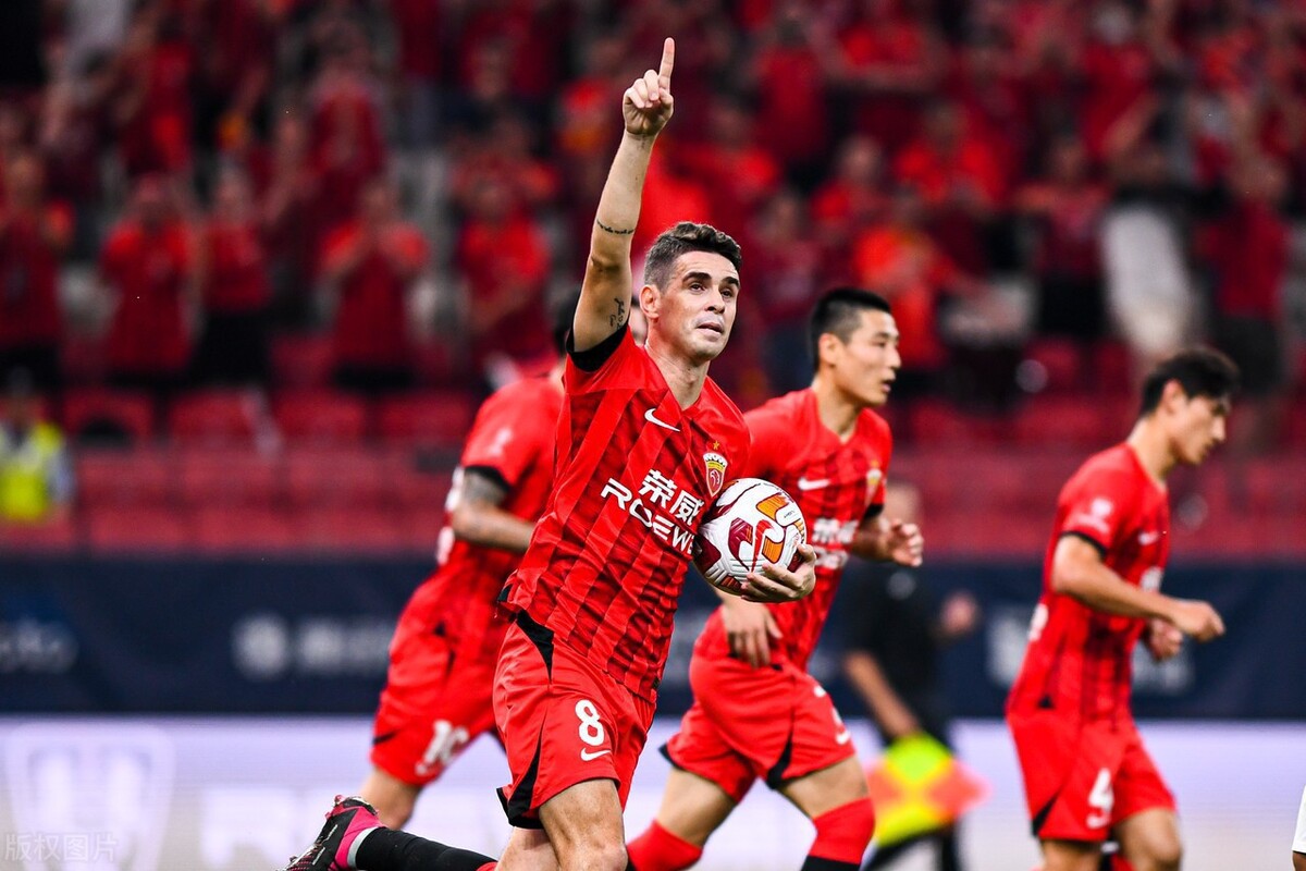 奥斯卡点球双响,南通支云vs上海海港两个点球