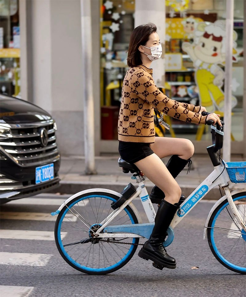 上海被街拍,上海街拍过马路