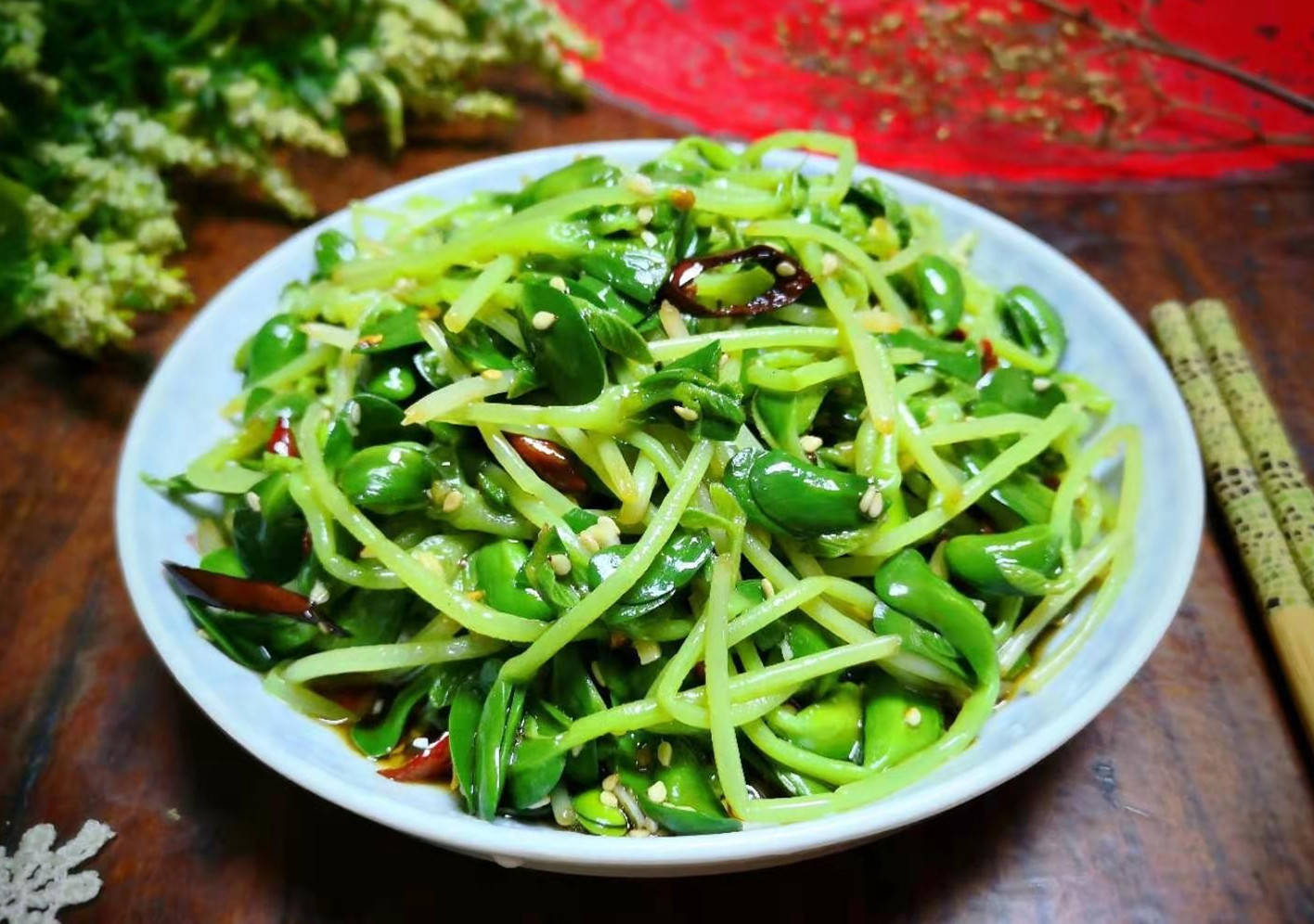 儿童吃什么叶黄素对眼睛好,预防近视要多吃含叶黄素的食物