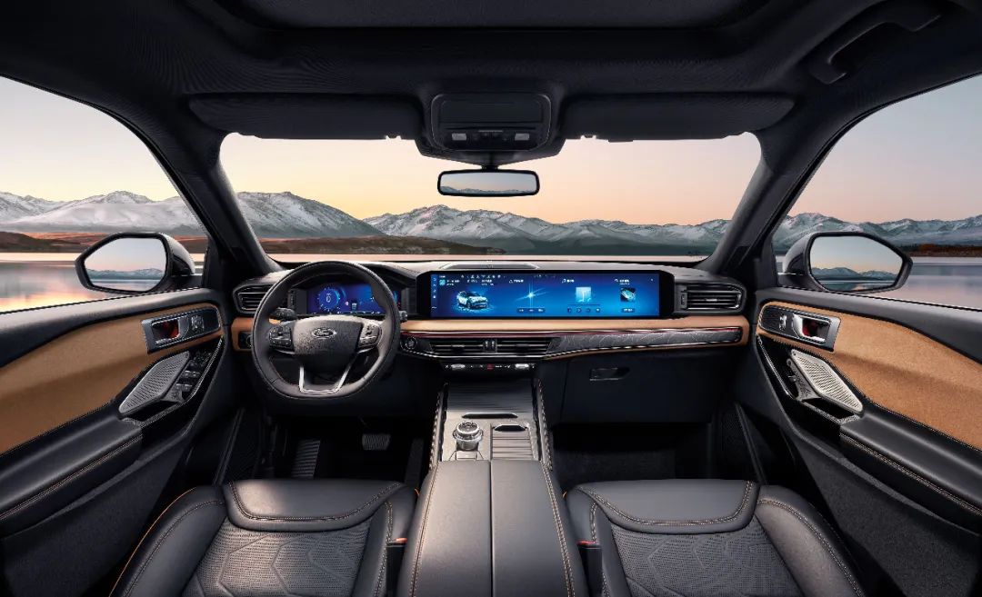 评测福特探险者昆仑巅峰版,福特探险者昆仑巅峰版越野表现