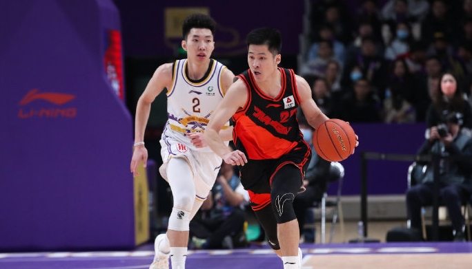 布莱克尼首秀完整版,刘晓宇24分首钢逆转上海