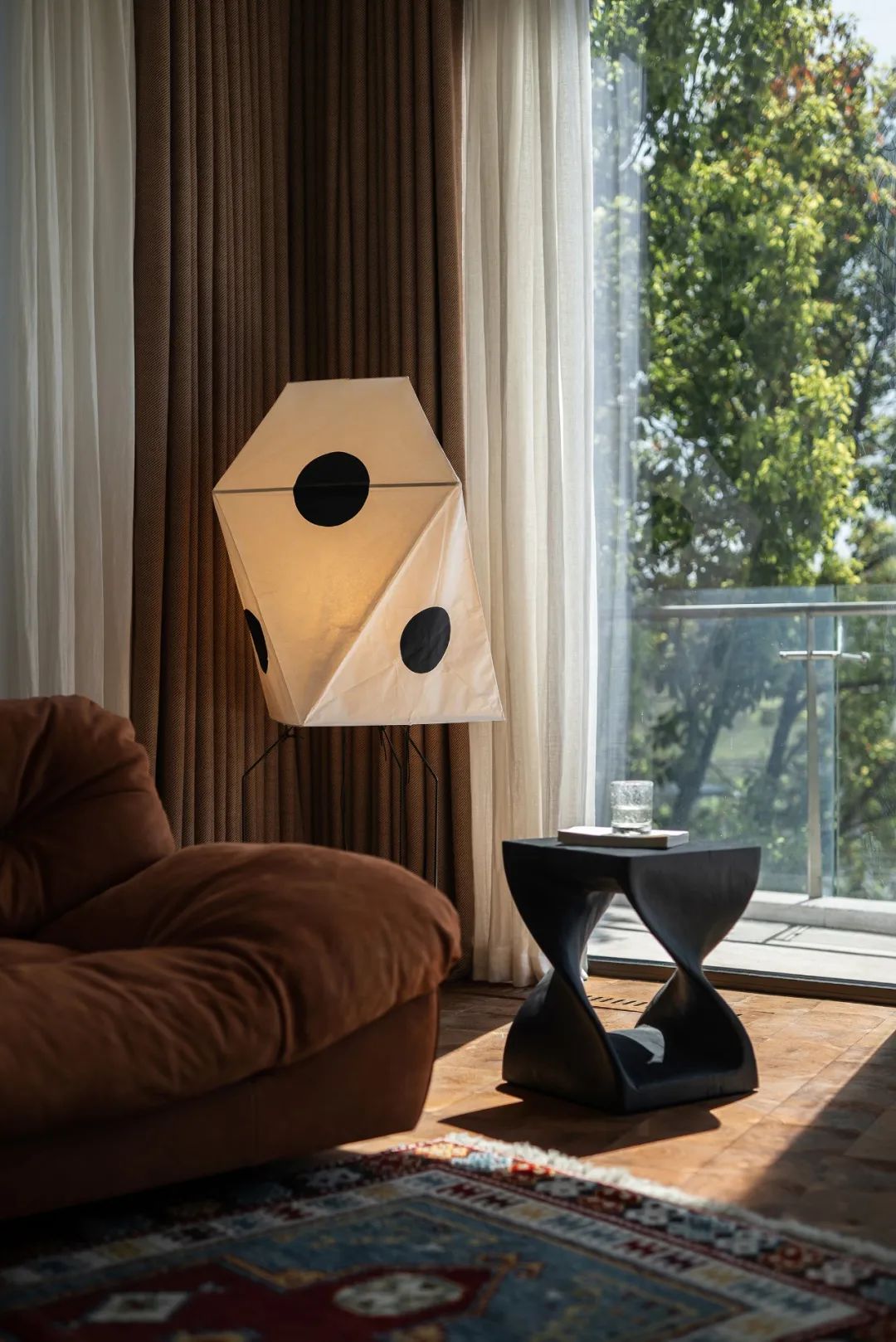 逸享自在的湖岸艺术“家”|ACEDESIGN