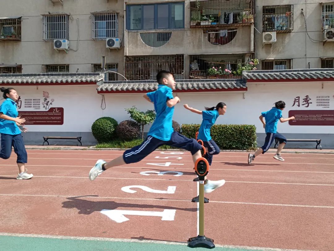 南阳这所学校的暑假作业从“有意思”走向“有意义”