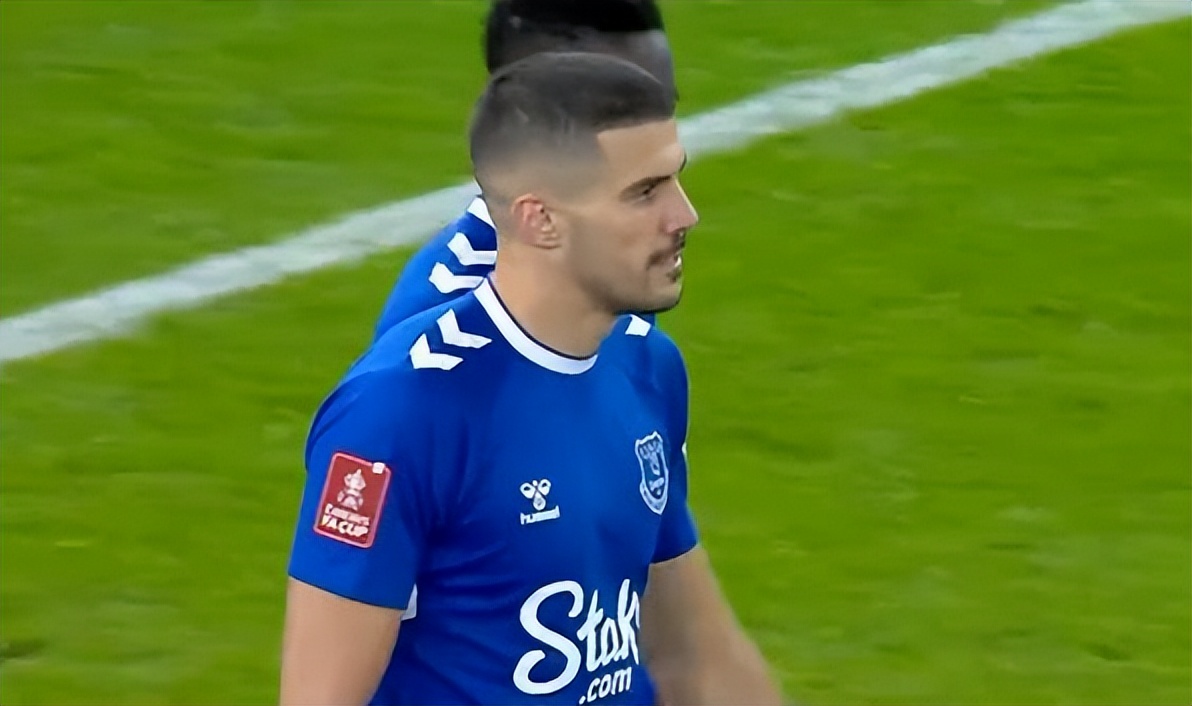 拉什福德连续9场英超主场破门,曼联晋级足总杯决赛拉什福德