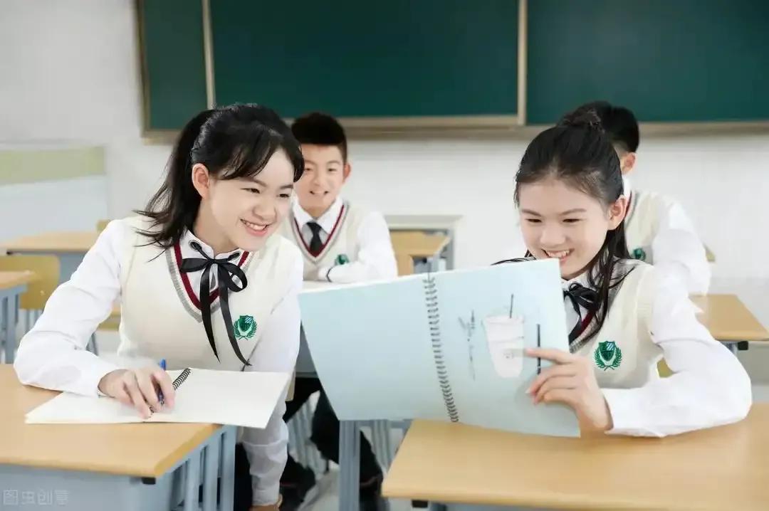 冀教英语八上lesson8,英语书冀教版八上lesson26翻译