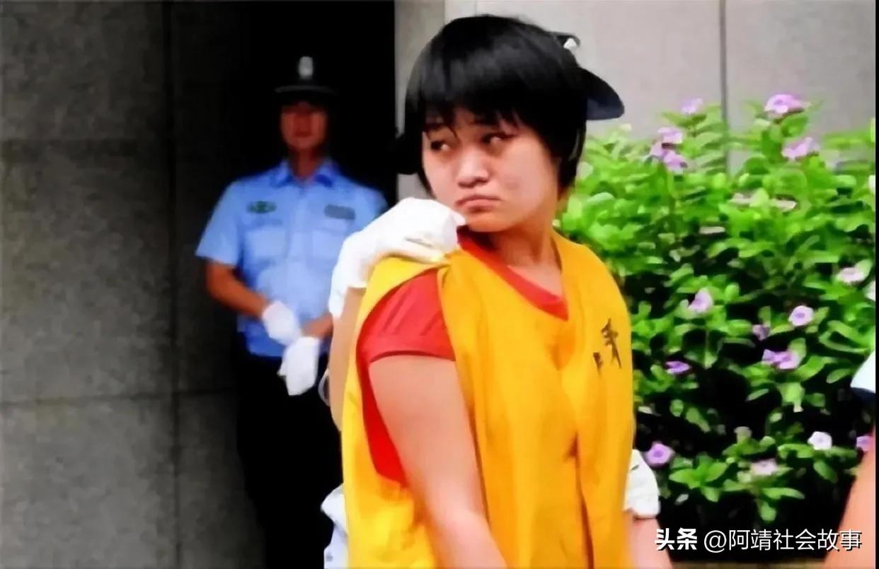 河南18岁女孩将父母分尸，砍钝了9把刀，还与尸体共度4天4夜